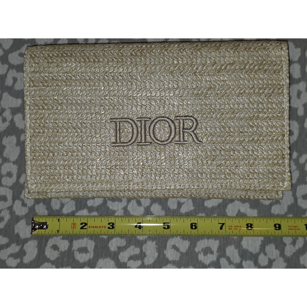 Dior Beige Woven Straw-Style Clutch / Cosmetic Pouch – Promotional Item - Picture 4 of 5